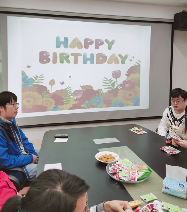 鳳谷十月員工生日會，這個“大家庭”感恩有你